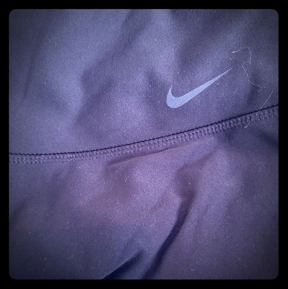 Nike Pants - Capri nike drifit